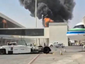 Zwölf Tote bei schwerem Angriff auf den Flughafen in Riad