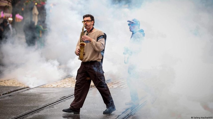 Fast 1.000 Festnahmen bei großen Protesten in Frankreich